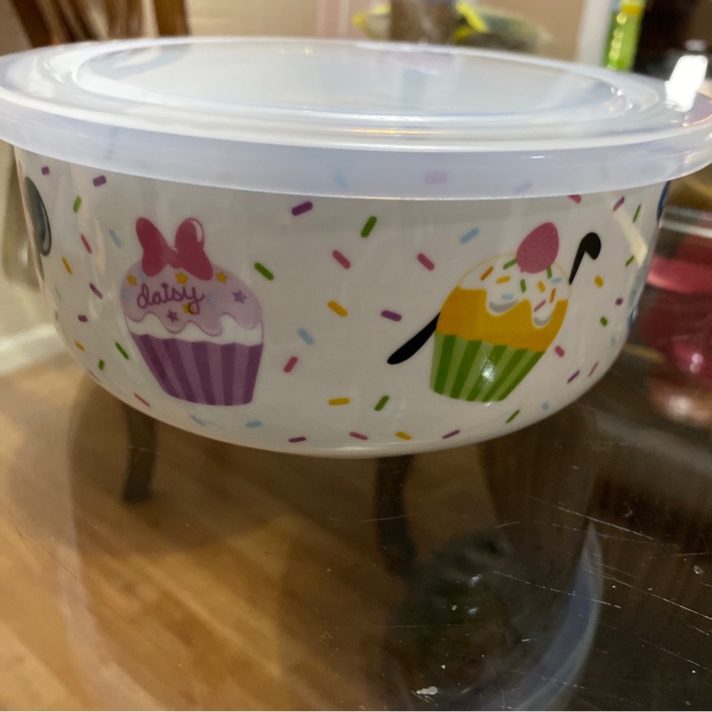 Brand New Disney Bowl With Lid Dishwasher Safe 7.5”.